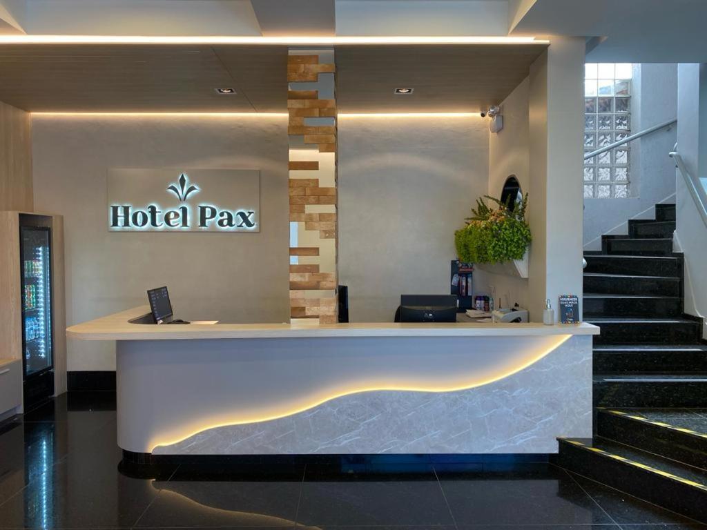 Hotel Pax Ponta Grossa  Exteriör bild